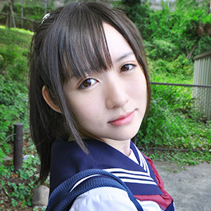 SMMC146 | イラマでむせて涙目の女子校生に容赦なくデカチンを叩き込み大量ザーメン流し込み